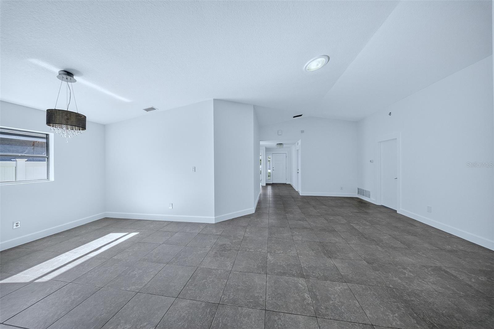 DEER RUN UNIT 16 - Residential