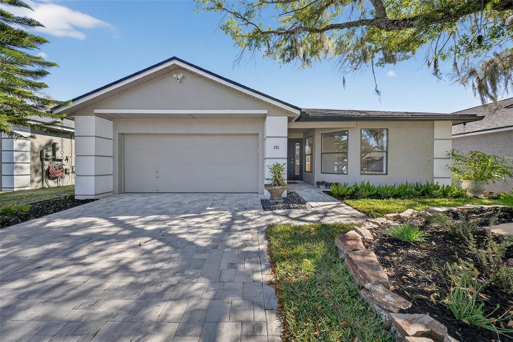 Photo of 301 Hound Run Place, Casselberry, FL 32707 (MLS # O6358572)