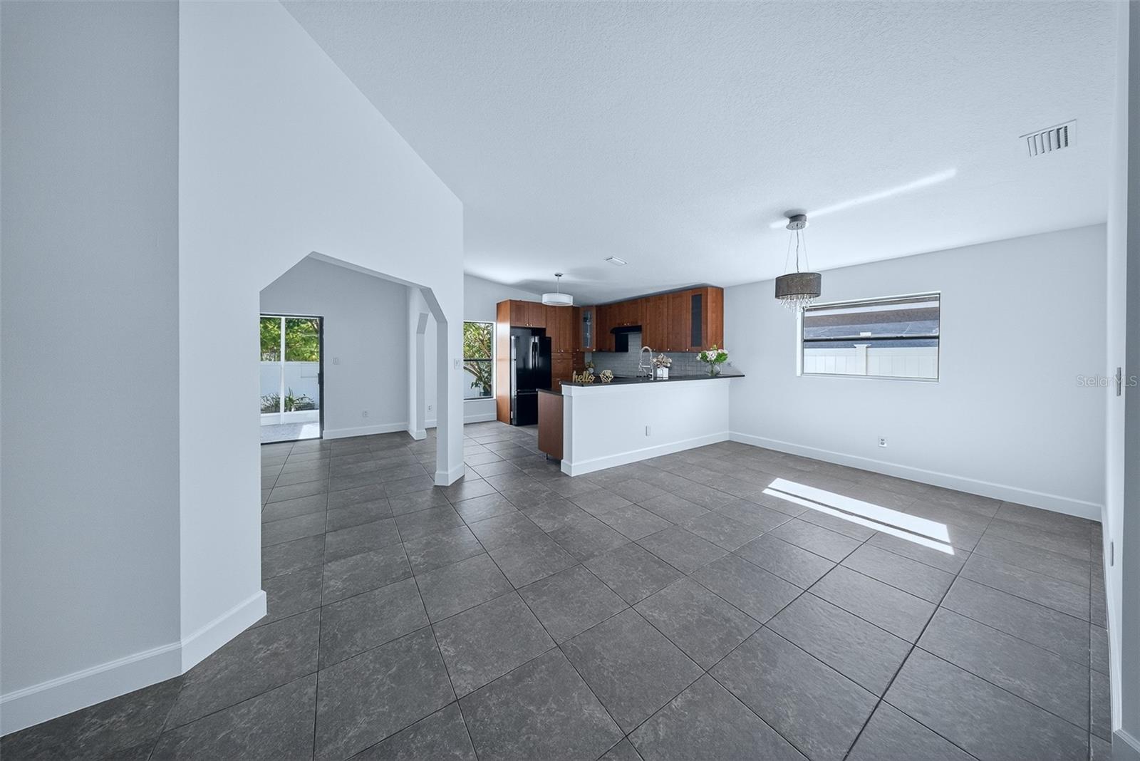 DEER RUN UNIT 16 - Residential