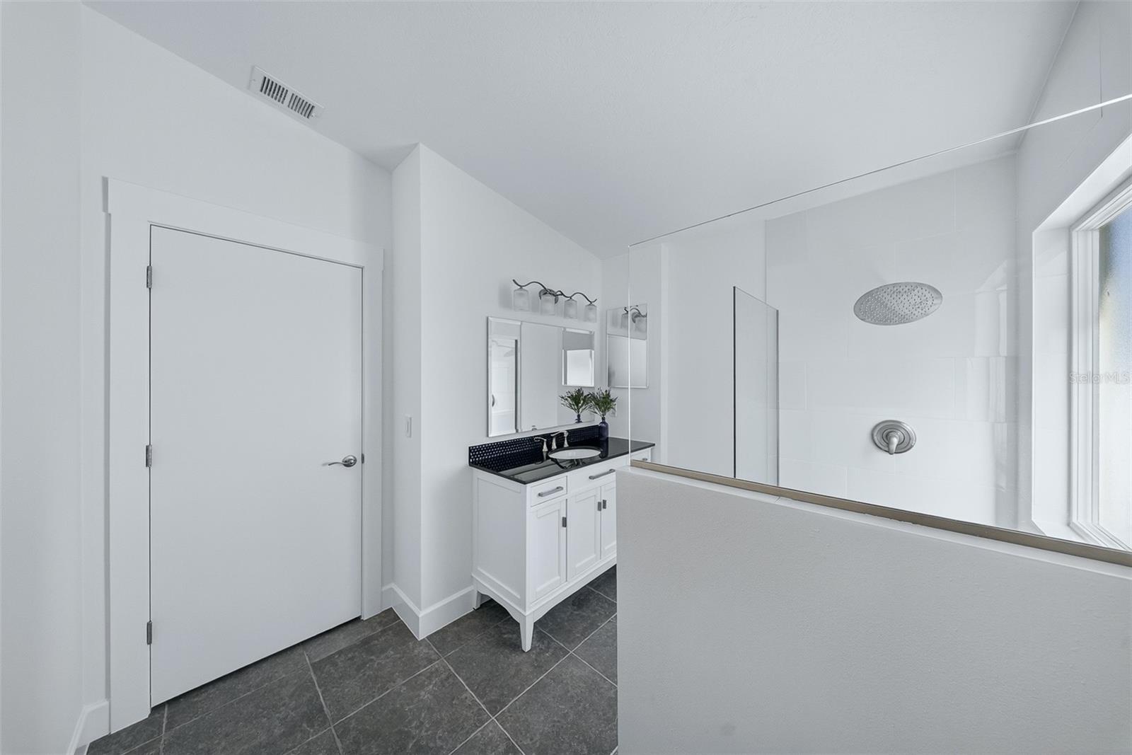 DEER RUN UNIT 16 - Residential