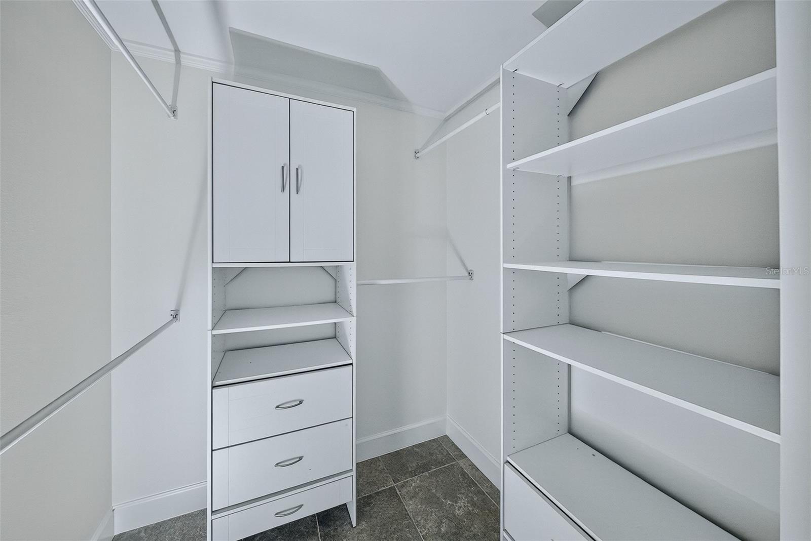 DEER RUN UNIT 16 - Residential