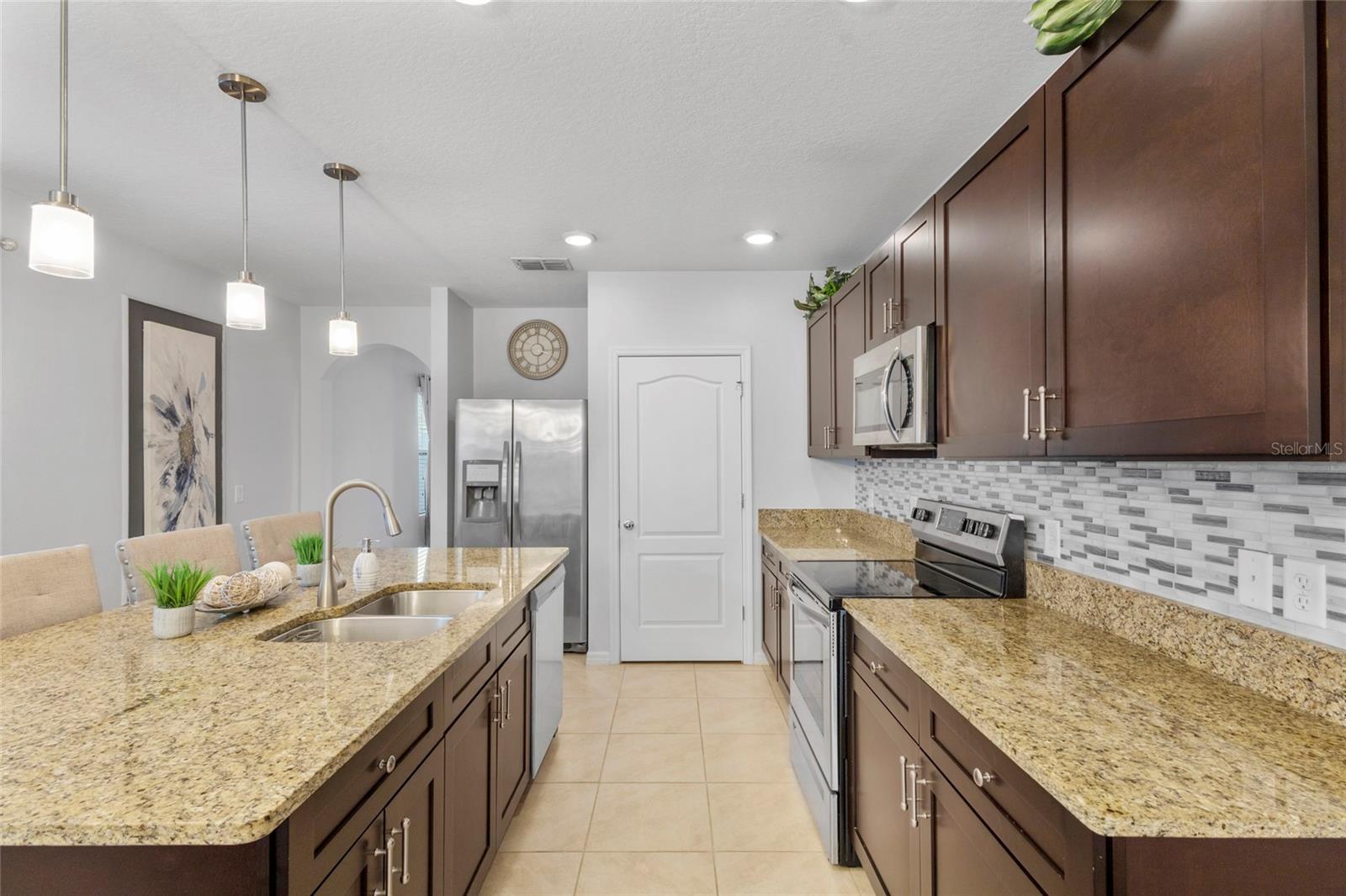 3065 TIMBER HAWK CIRCLE