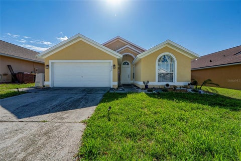 Photo of 316 Westscott Drive, Davenport, FL 33897 (MLS # S5153385)