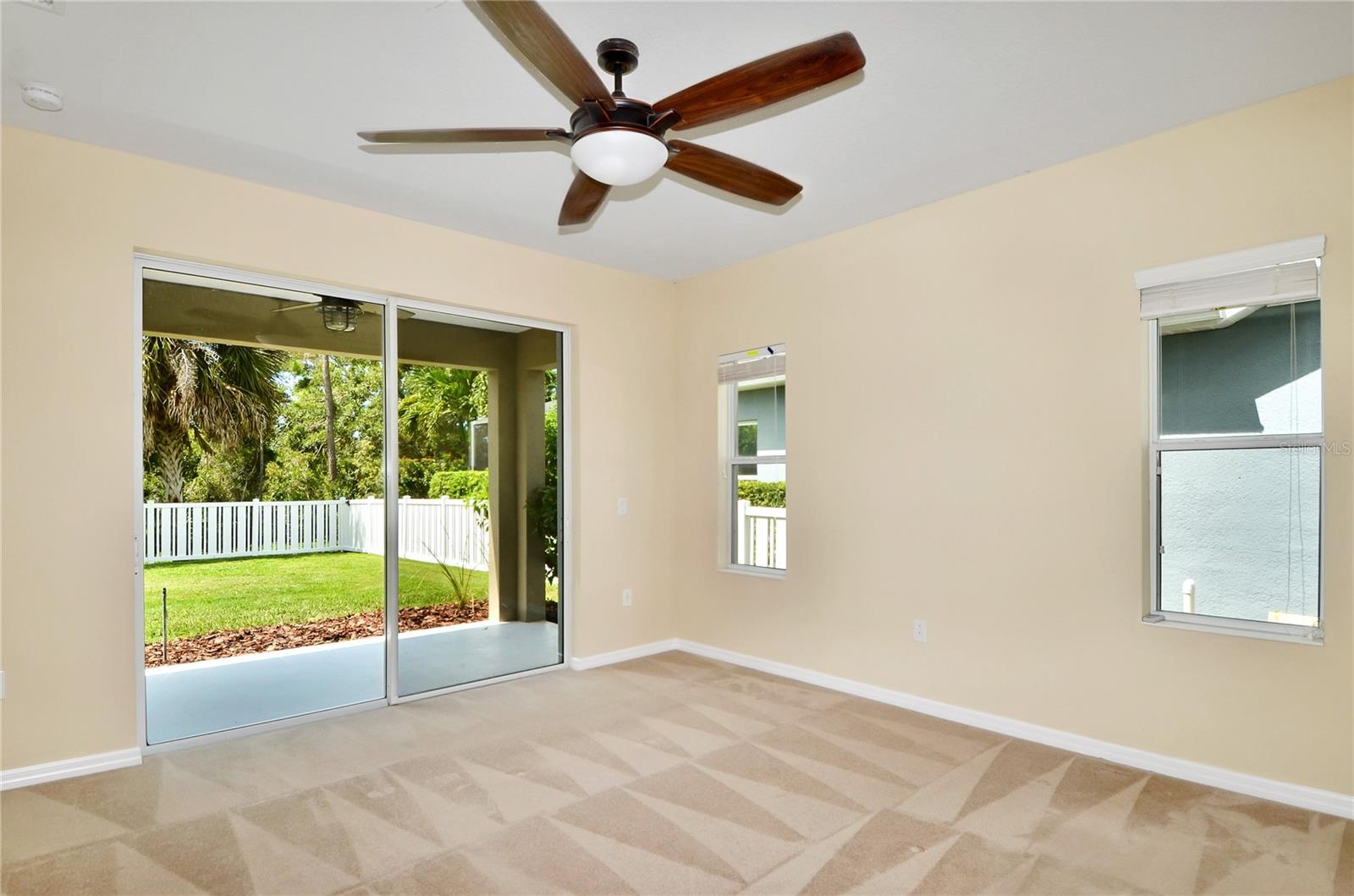 WINDWOOD - Residential