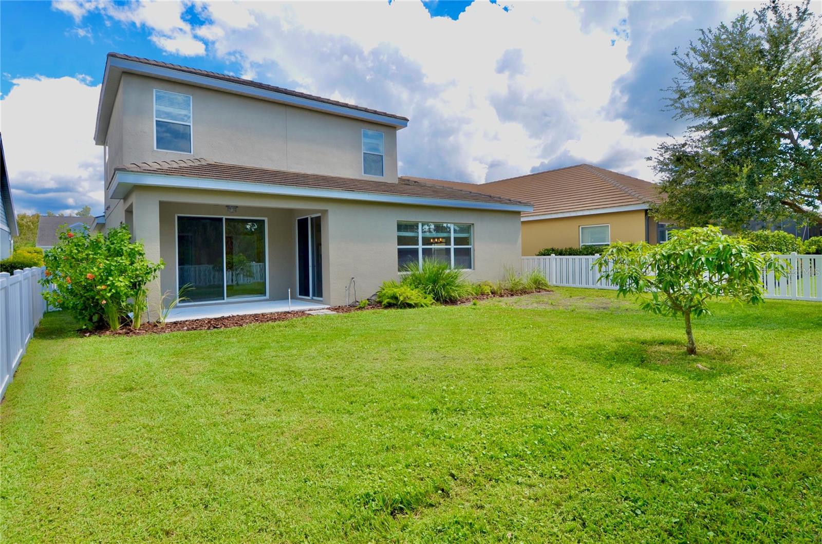 WINDWOOD - Residential