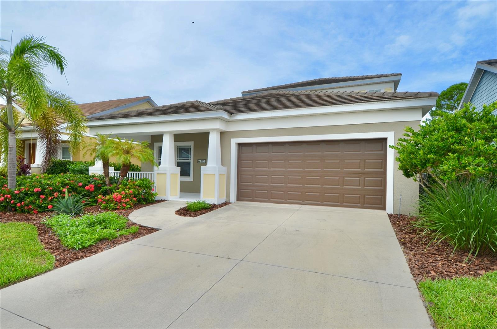 WINDWOOD - Residential