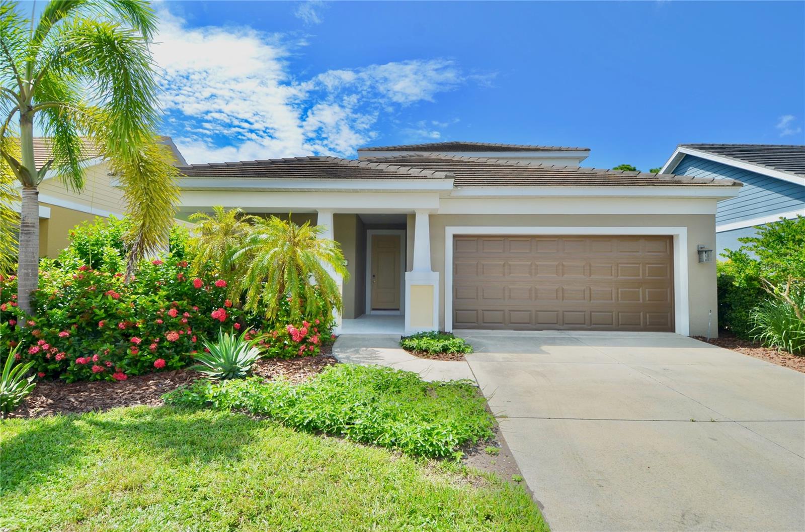 WINDWOOD - Residential