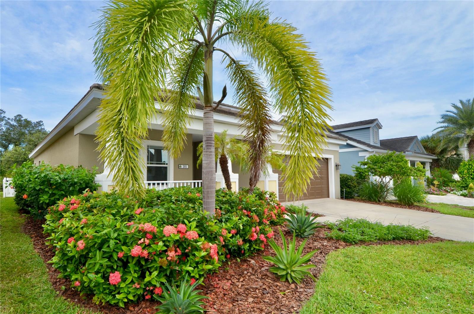 WINDWOOD - Residential
