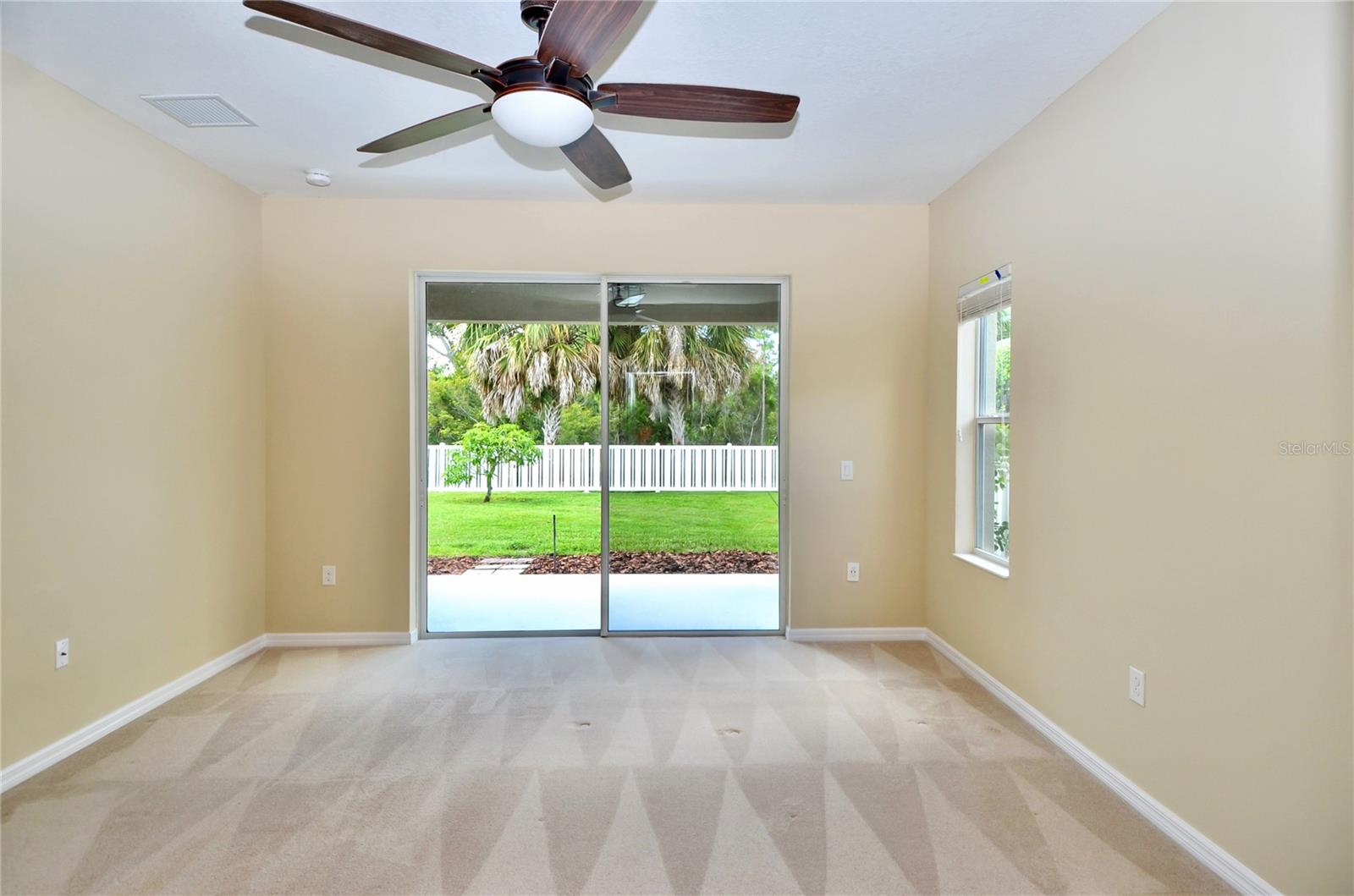 WINDWOOD - Residential