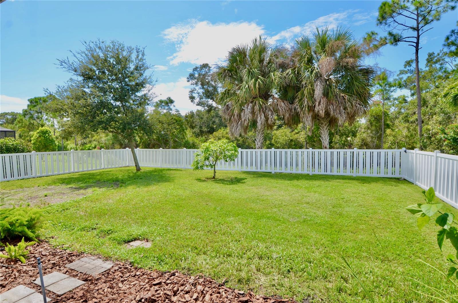 WINDWOOD - Residential