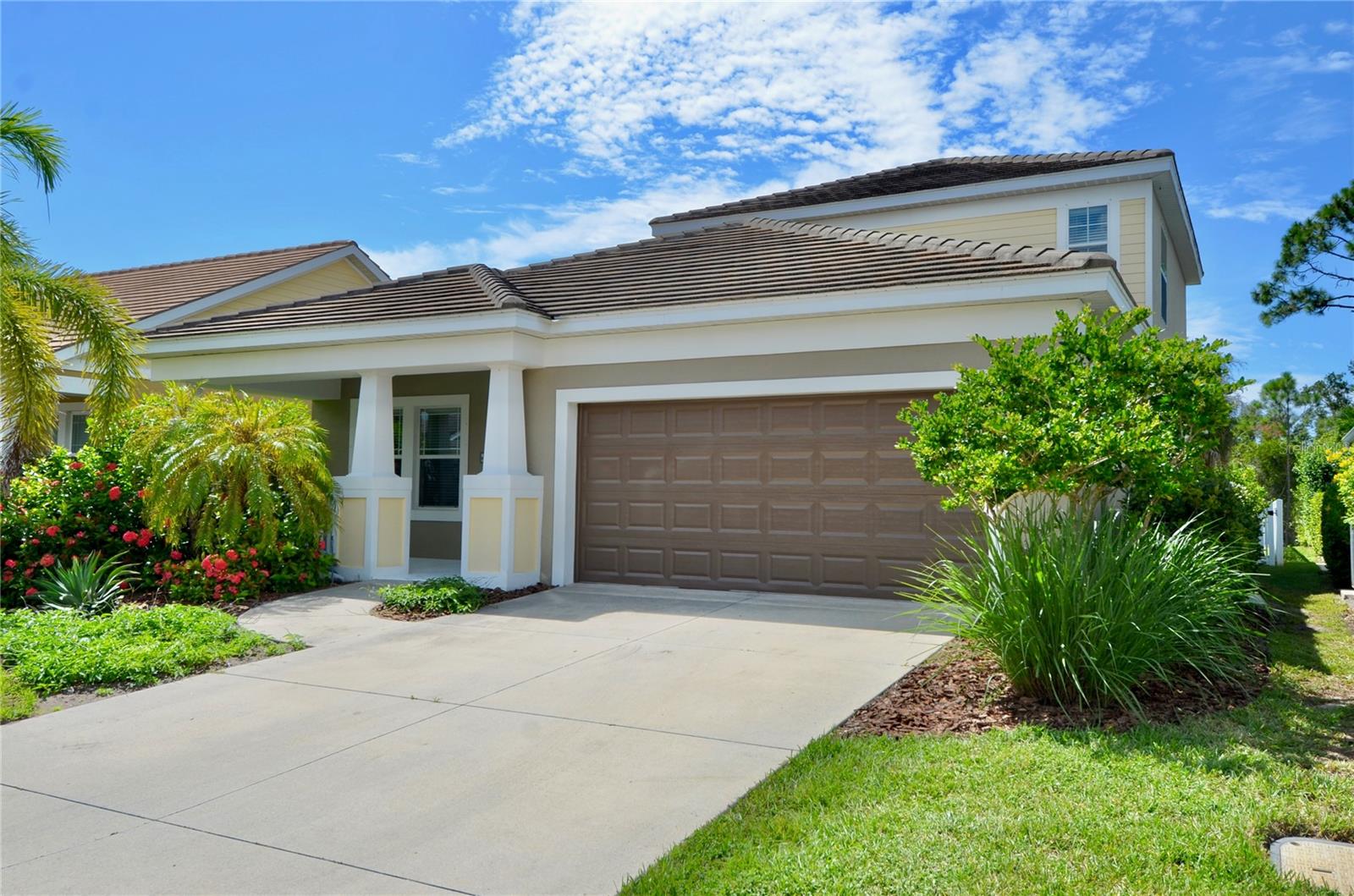 WINDWOOD - Residential