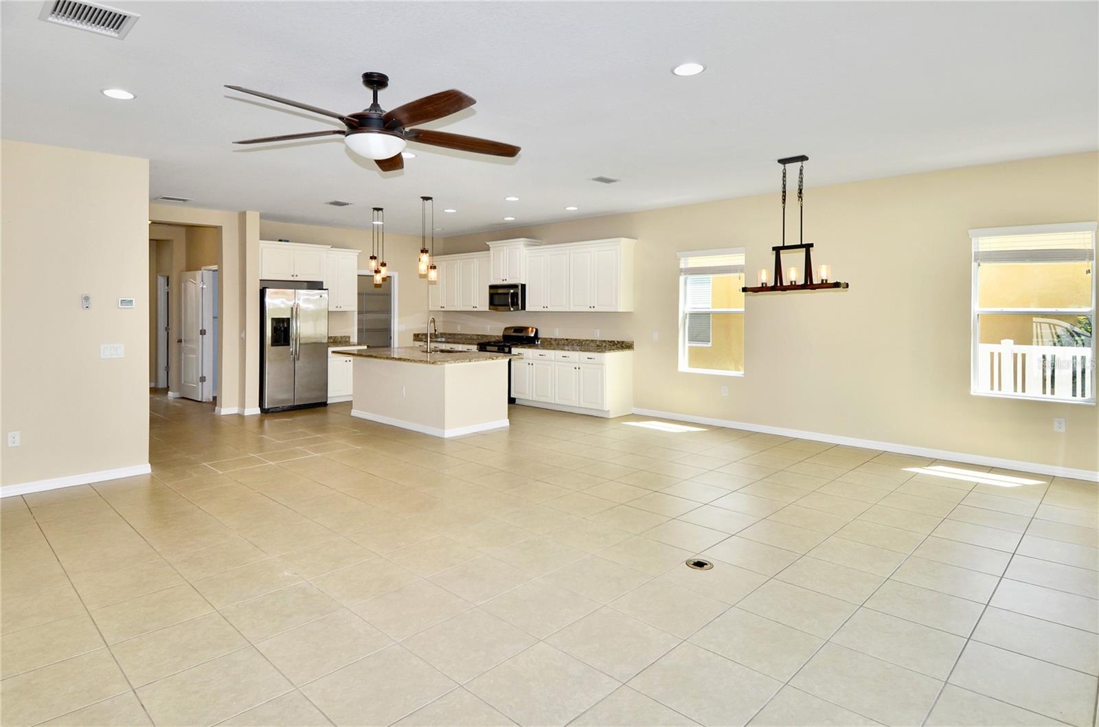 WINDWOOD - Residential
