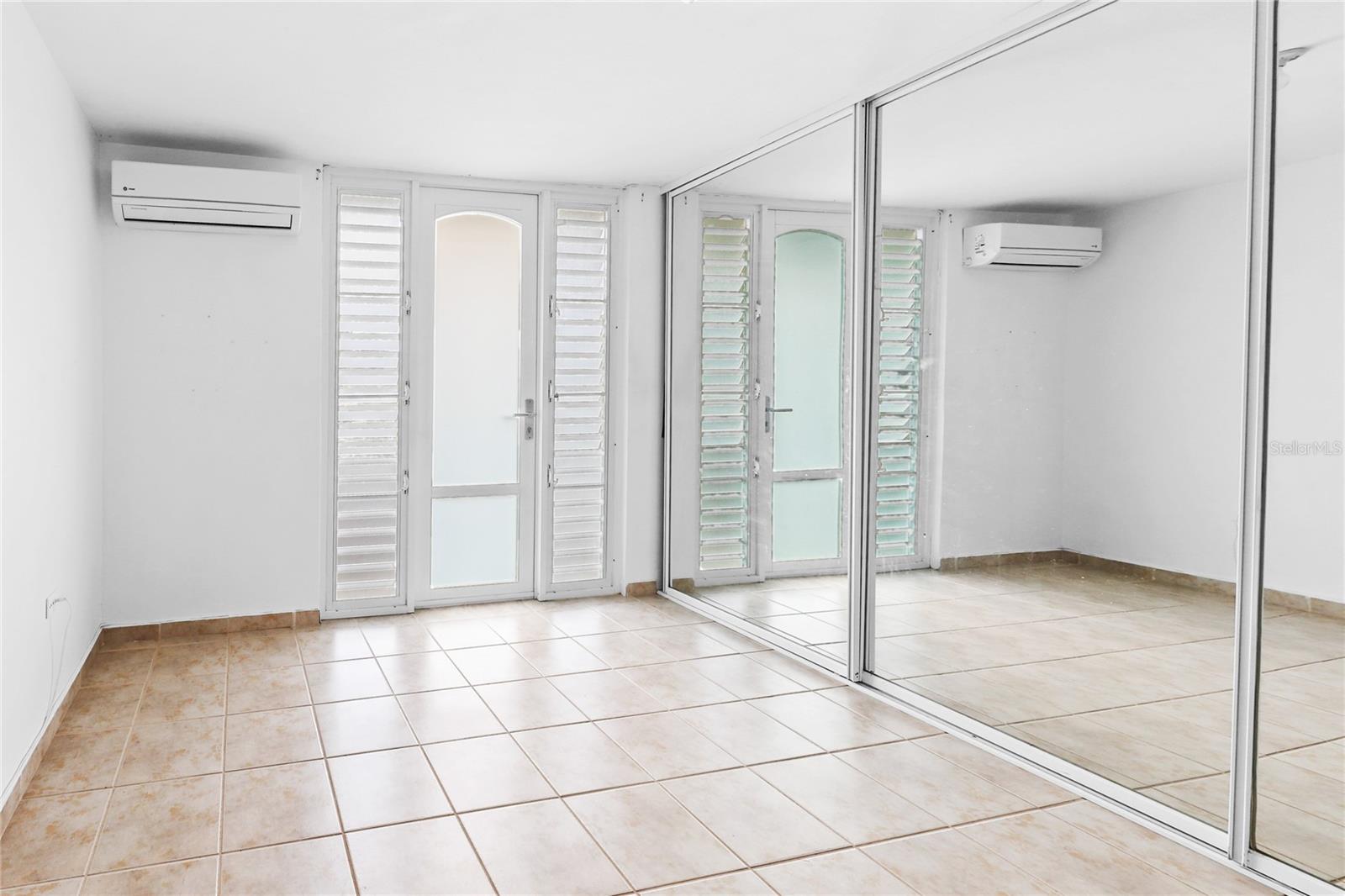 MATA DE PLATANO - Residential