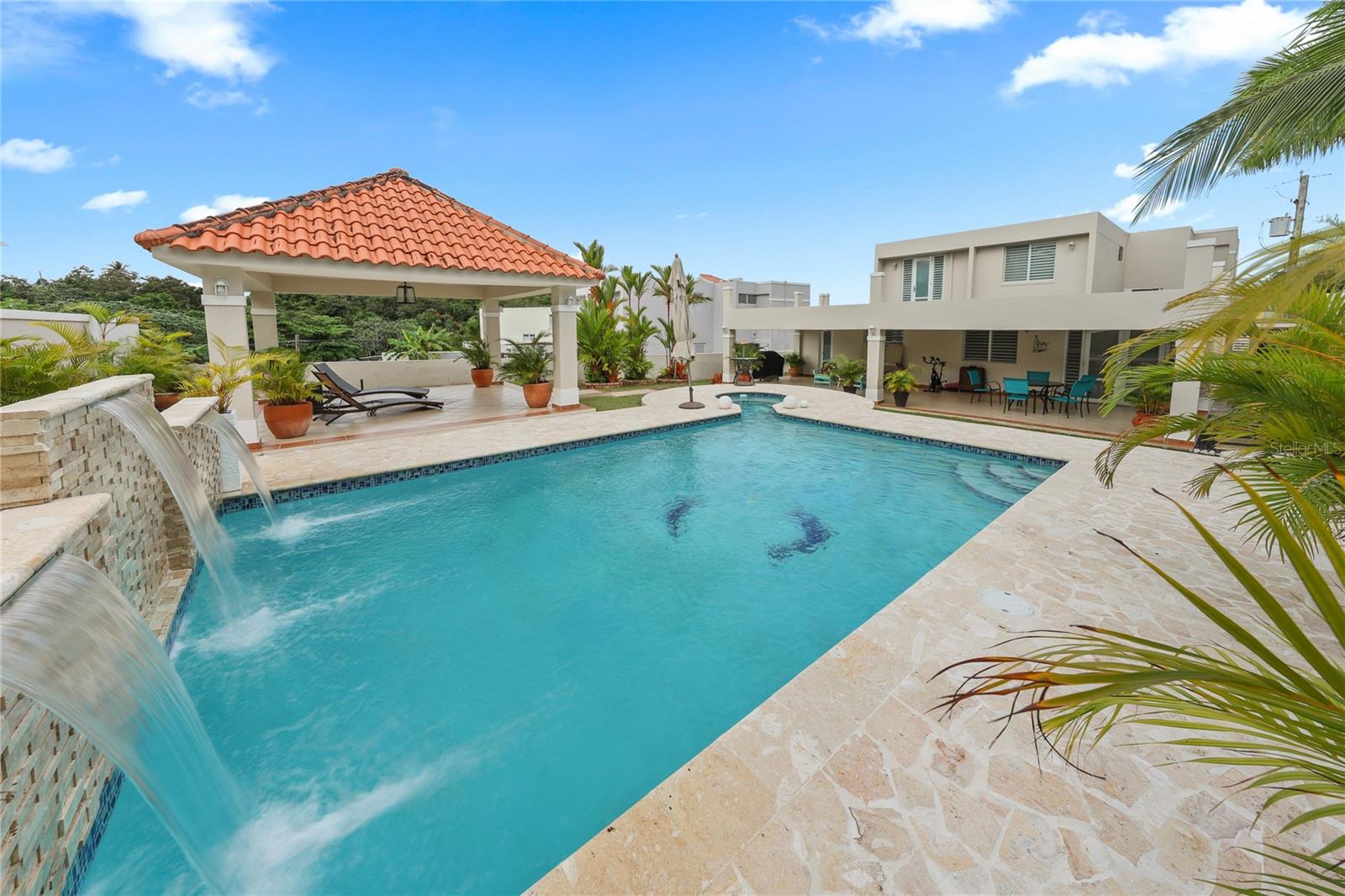 MATA DE PLATANO - Residential