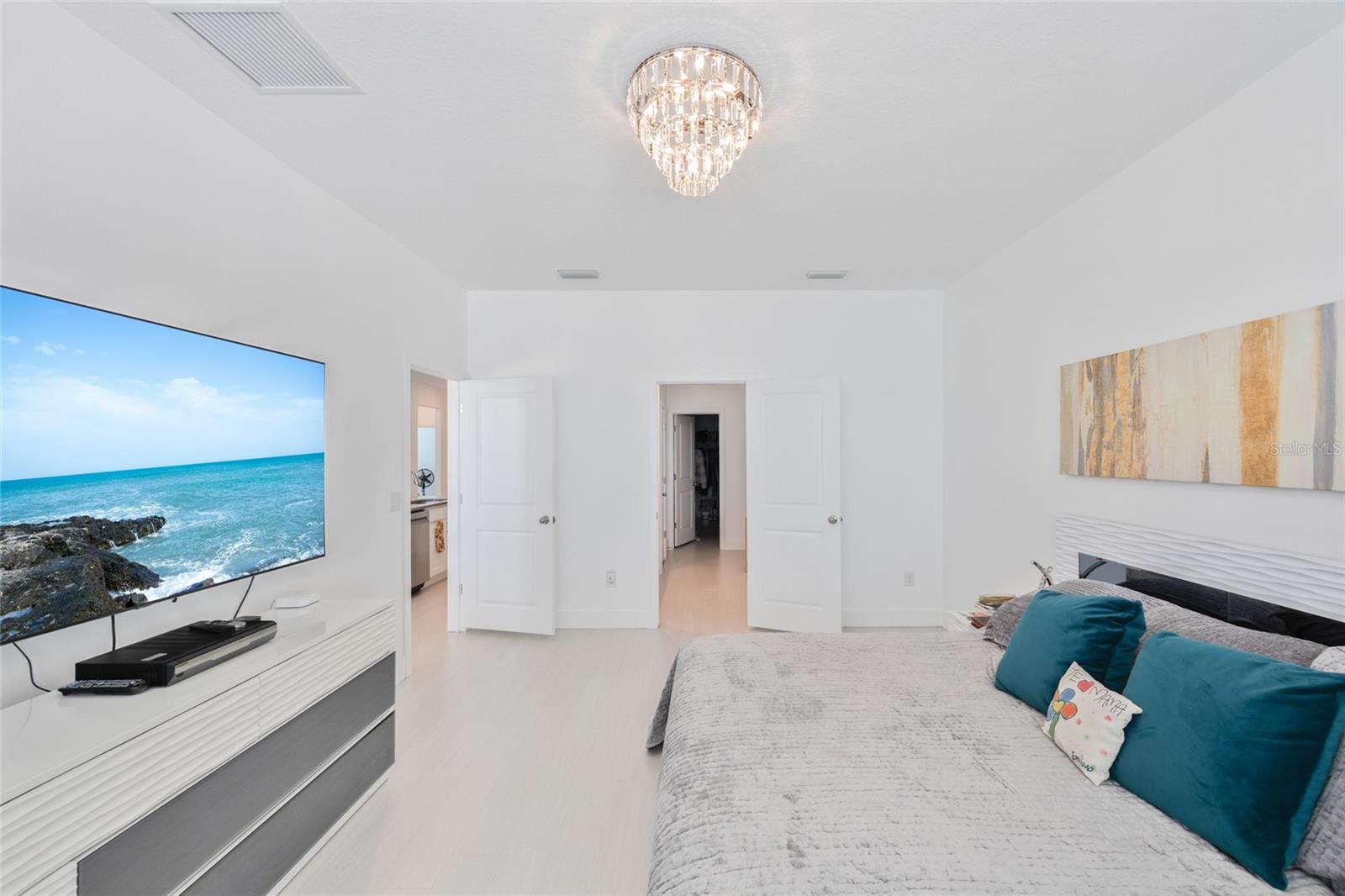 SOUTH FORK S & TR T - Residential