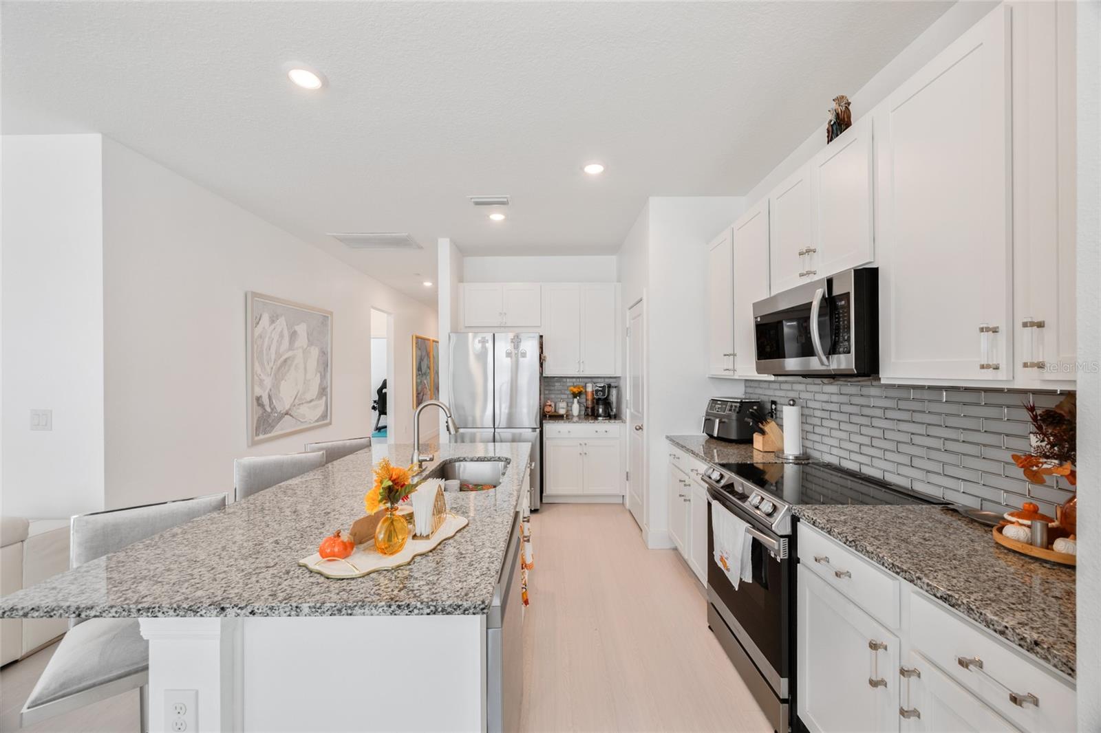 SOUTH FORK S & TR T - Residential