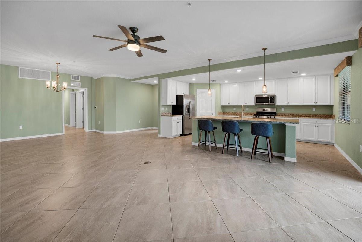 LAKEWOOD NATIONAL - Residential