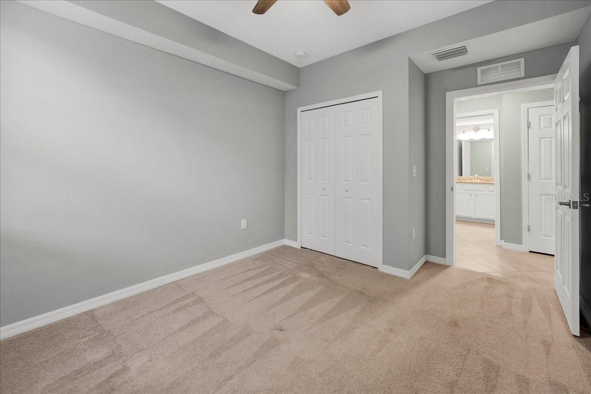 LAKEWOOD NATIONAL - Residential