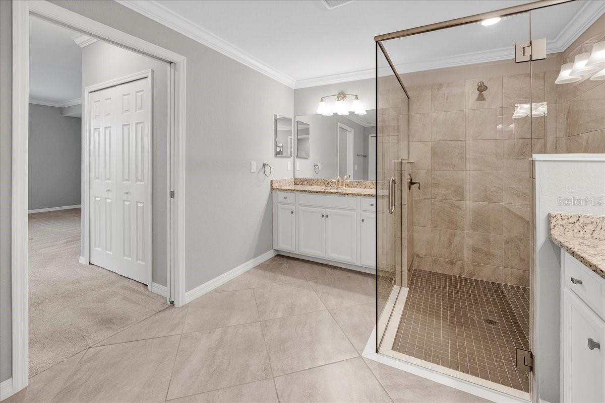 LAKEWOOD NATIONAL - Residential