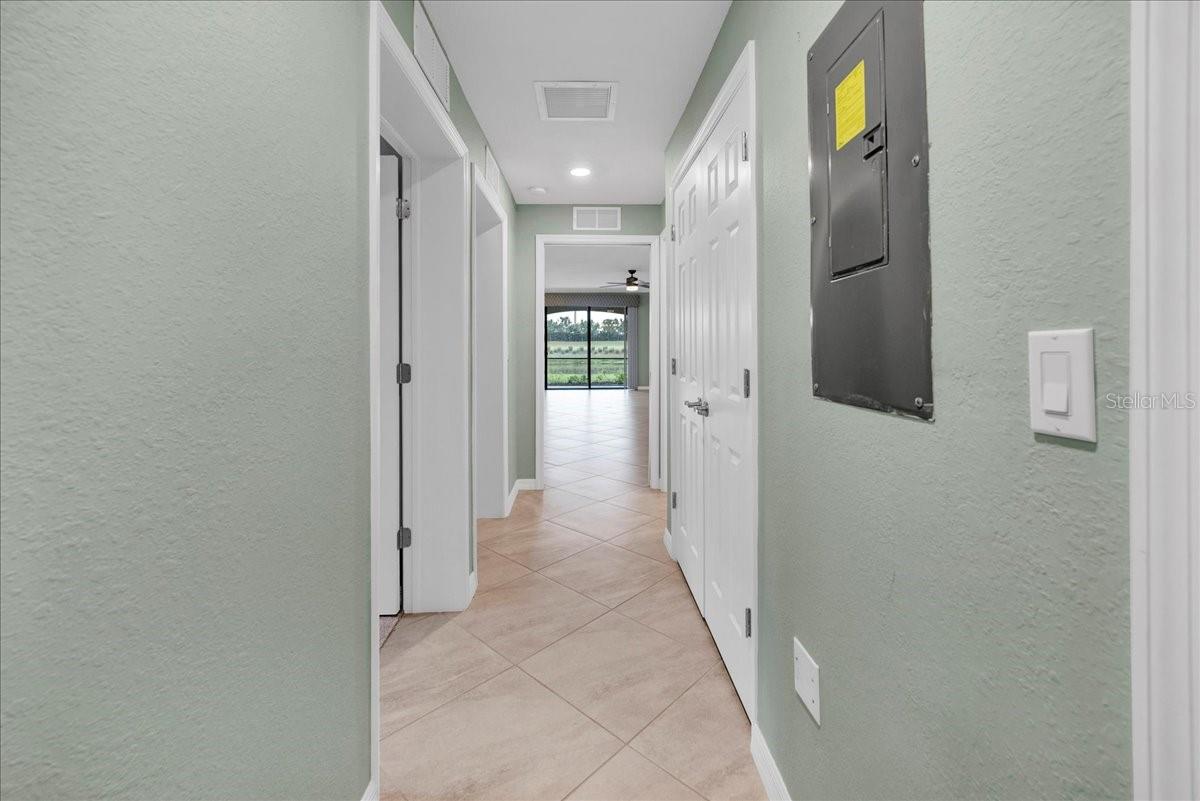 LAKEWOOD NATIONAL - Residential