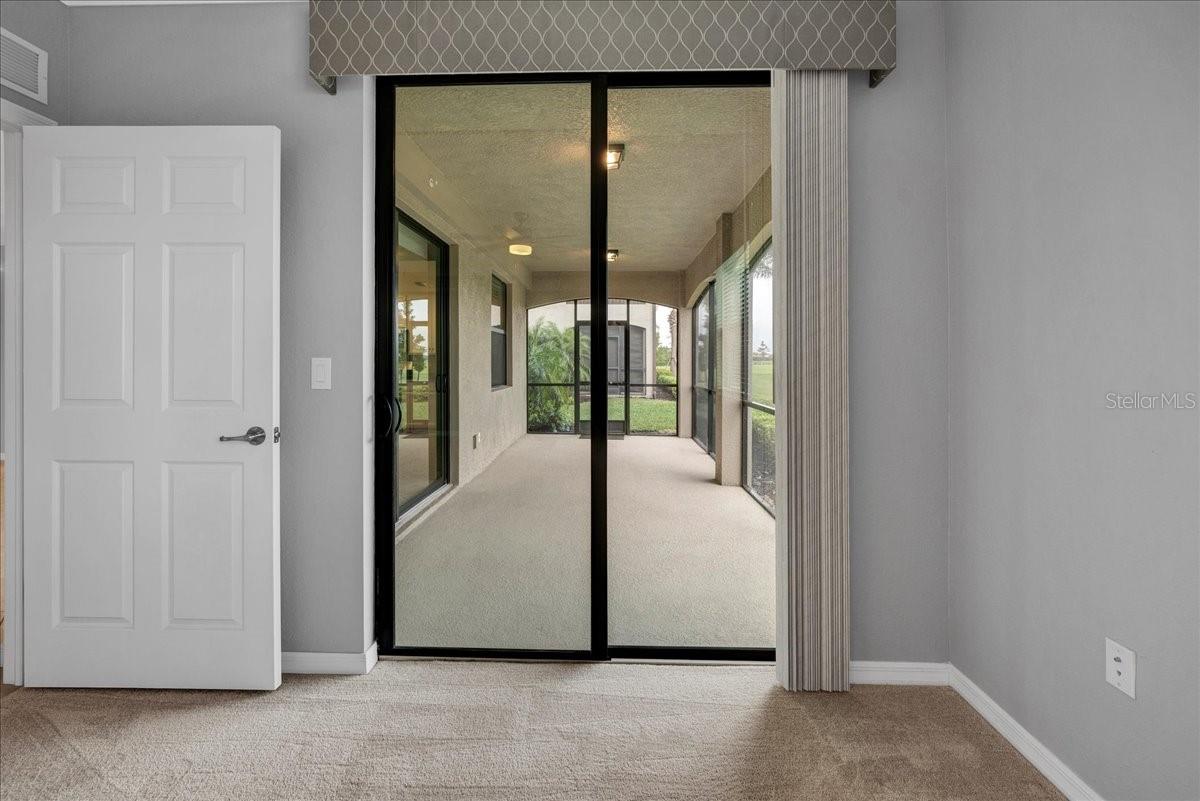 LAKEWOOD NATIONAL - Residential