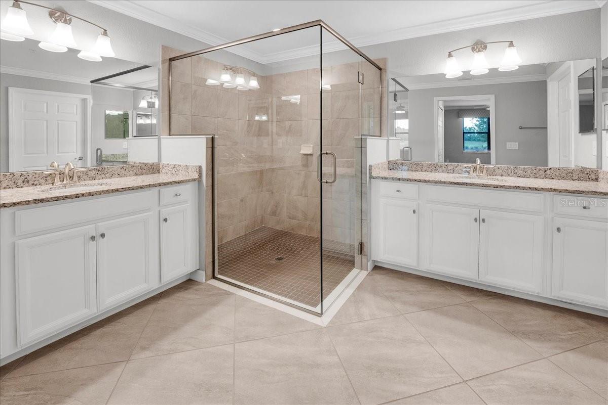 LAKEWOOD NATIONAL - Residential