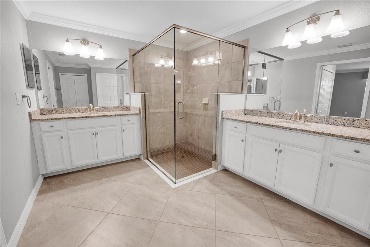 LAKEWOOD NATIONAL - Residential