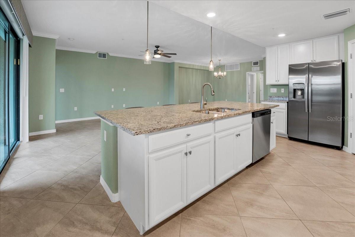 LAKEWOOD NATIONAL - Residential