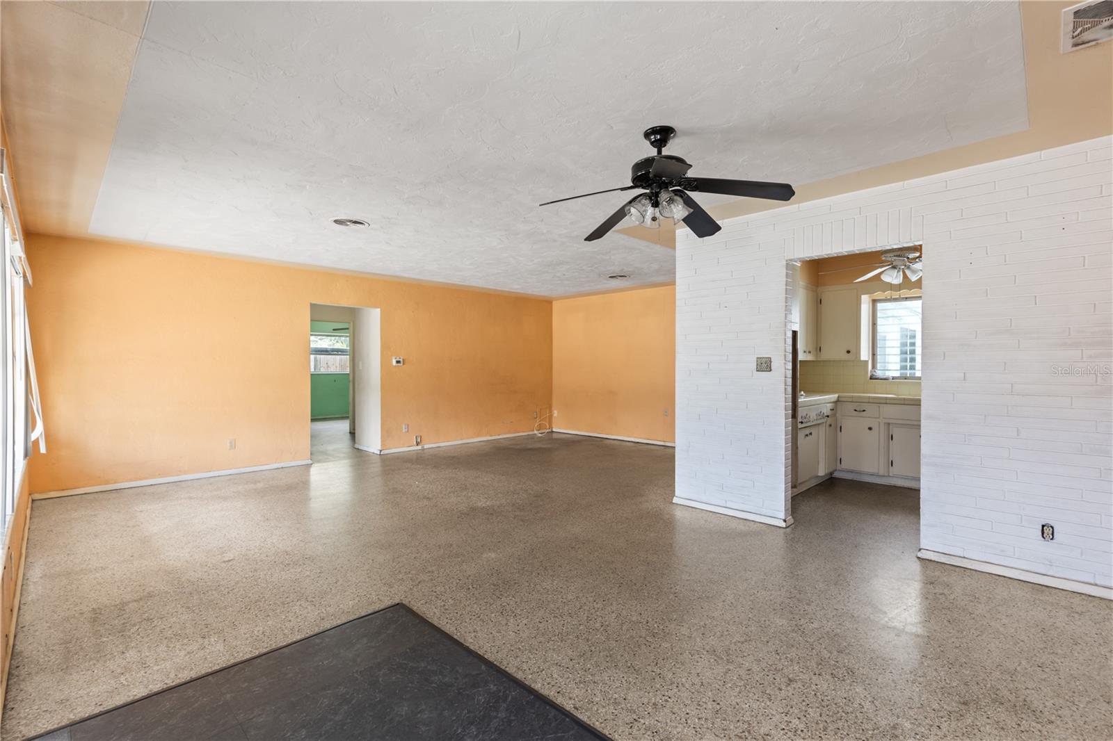 5916 GULFPORT BOULEVARD S