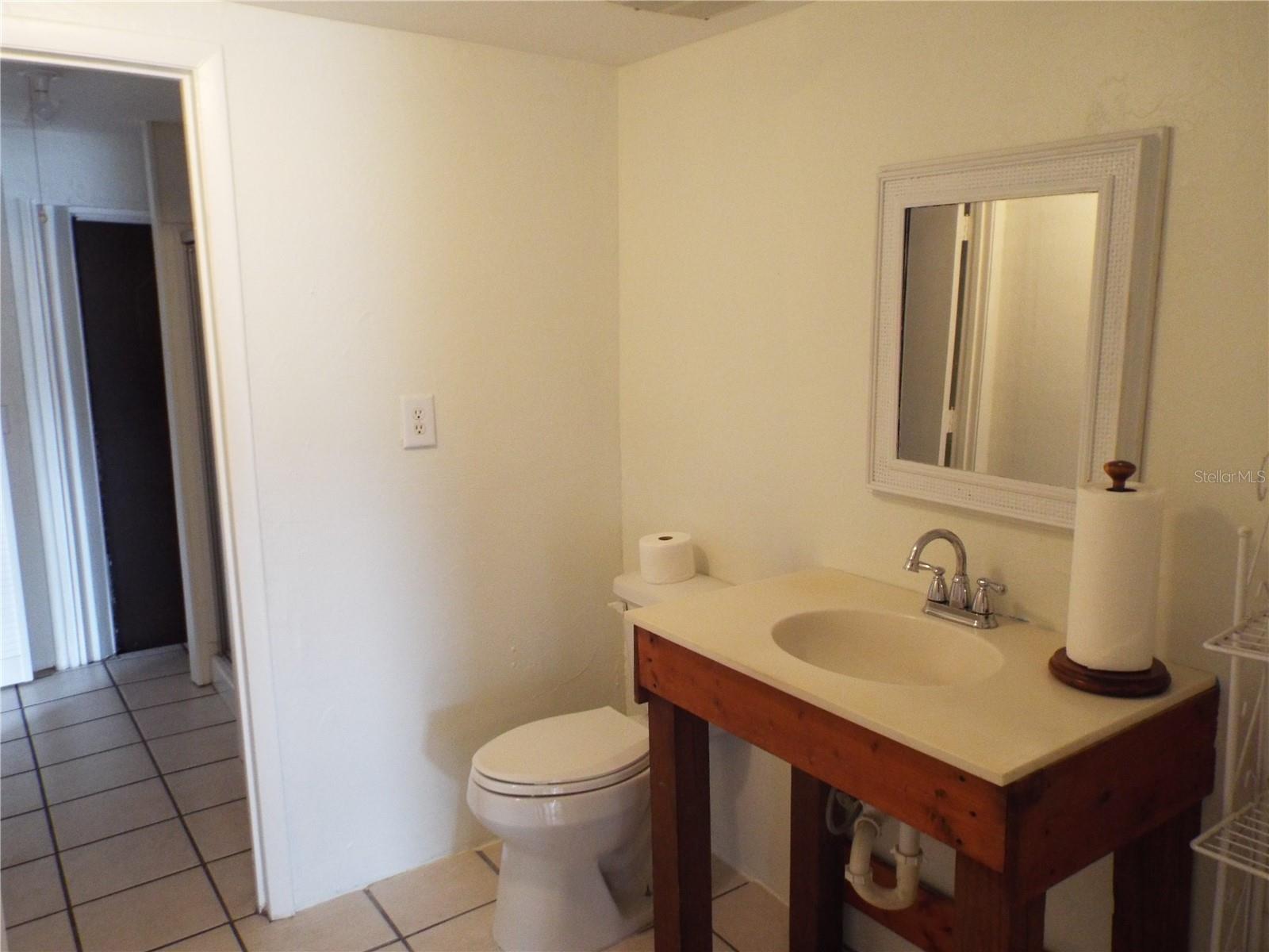 BAY HEIGHTS - Commercial Sale