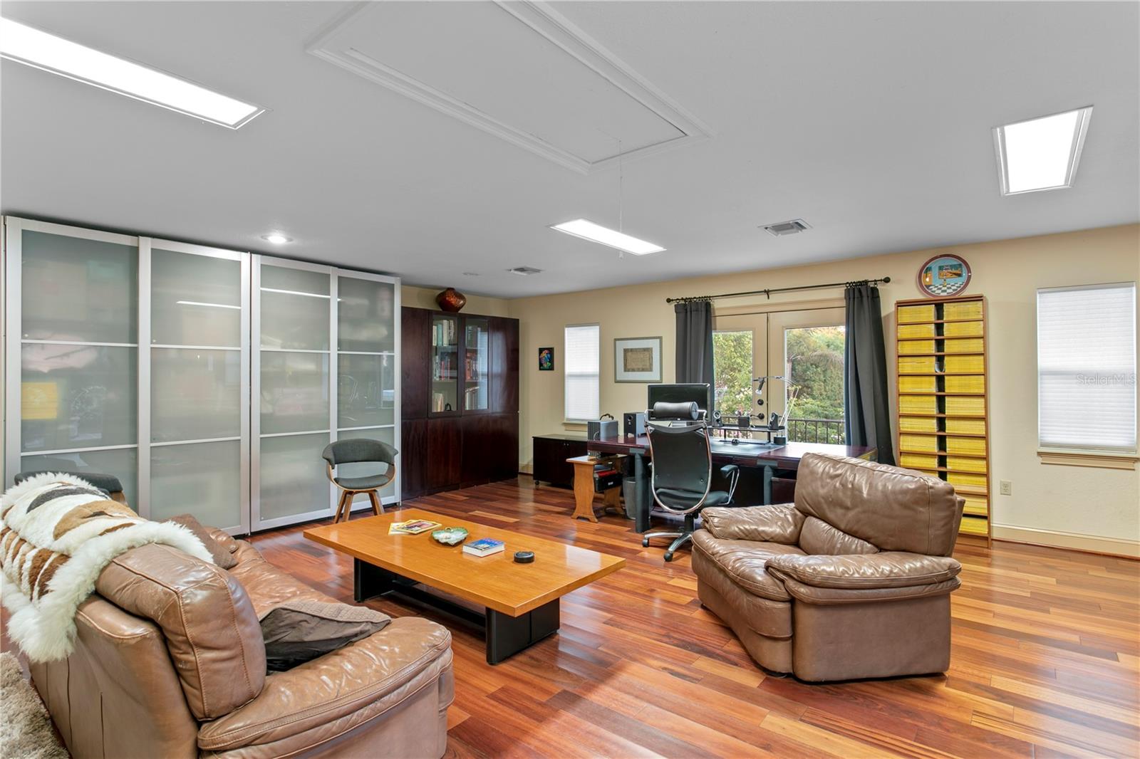 BEACH PARK - Residential