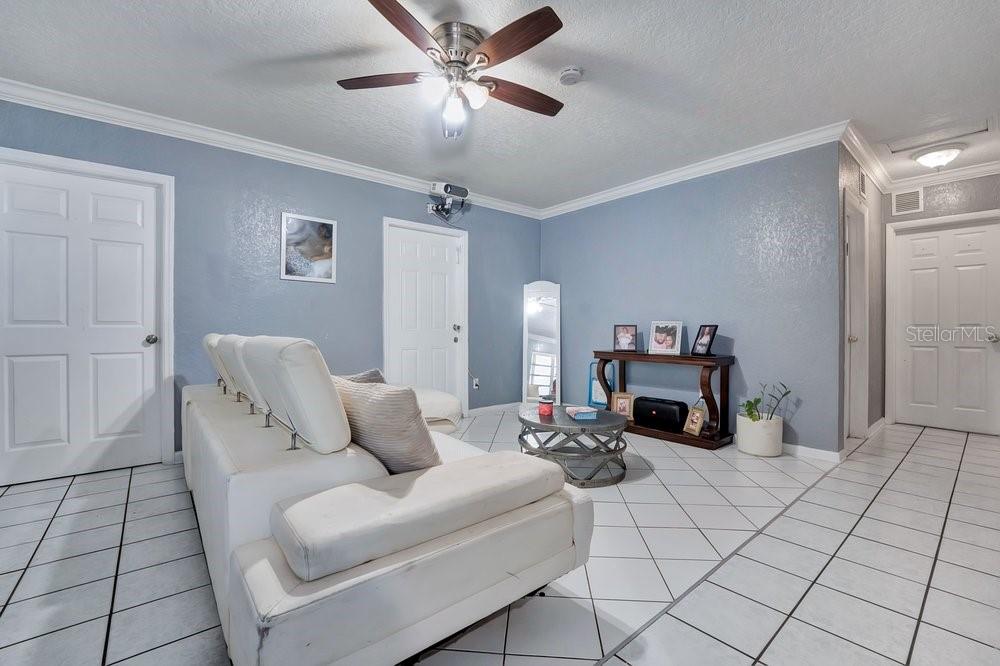 1530 NE 43RD COURT