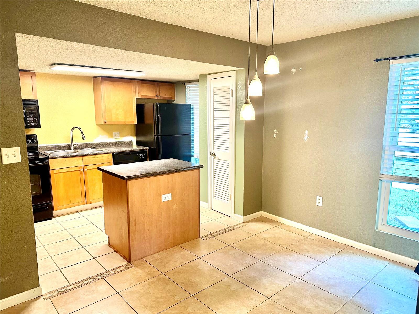 1810 NW 23RD BOULEVARD 272