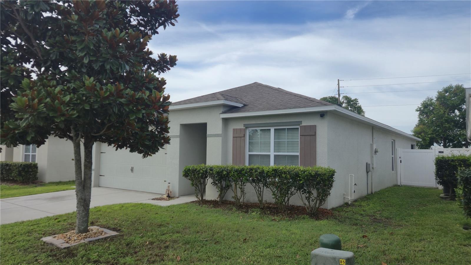 3136 COUNTRY CLUB CIRCLE