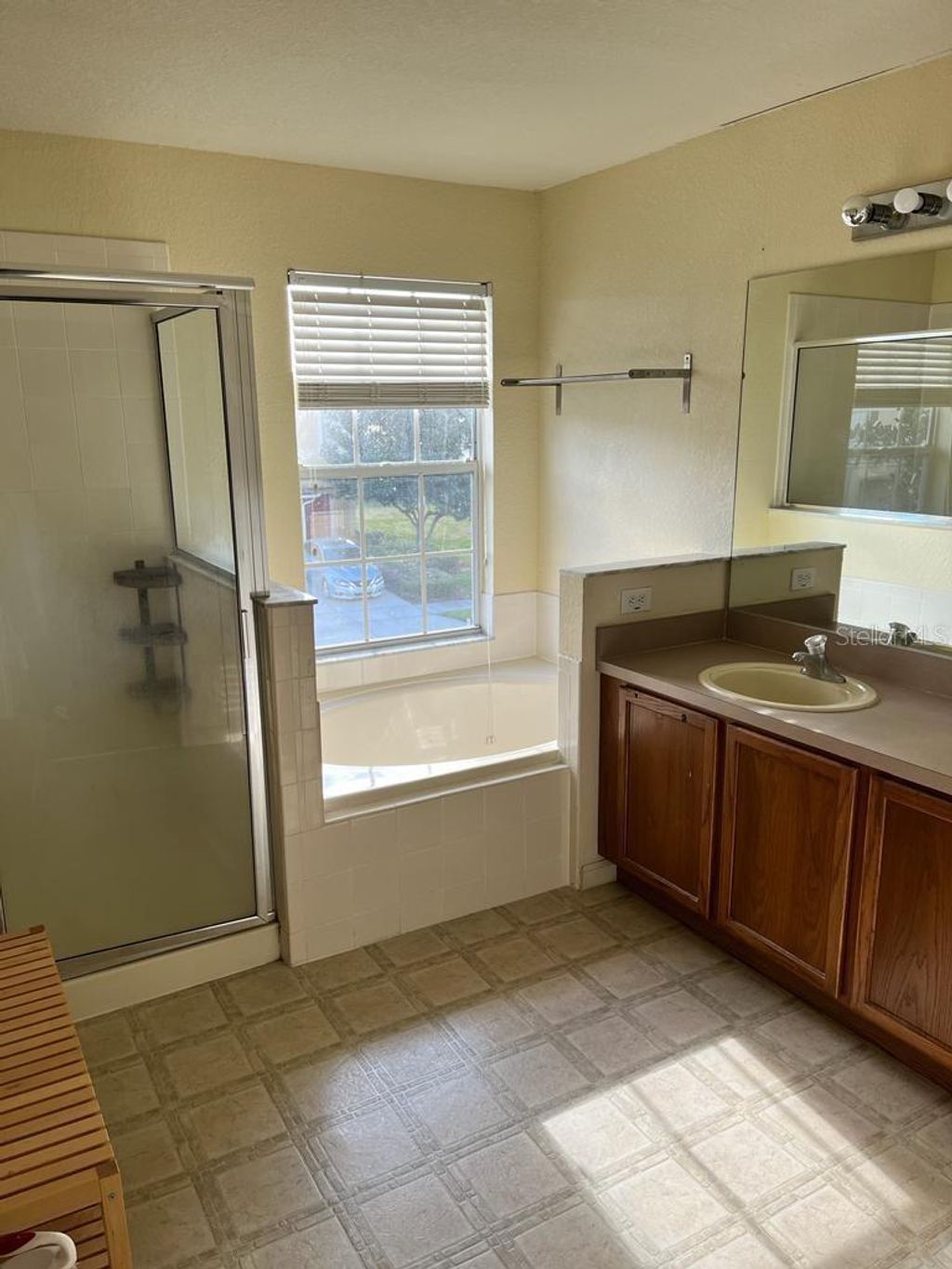 Photo of 2977 Langdon Lane N, Kissimmee, FL 34741 (MLS # O6366137)