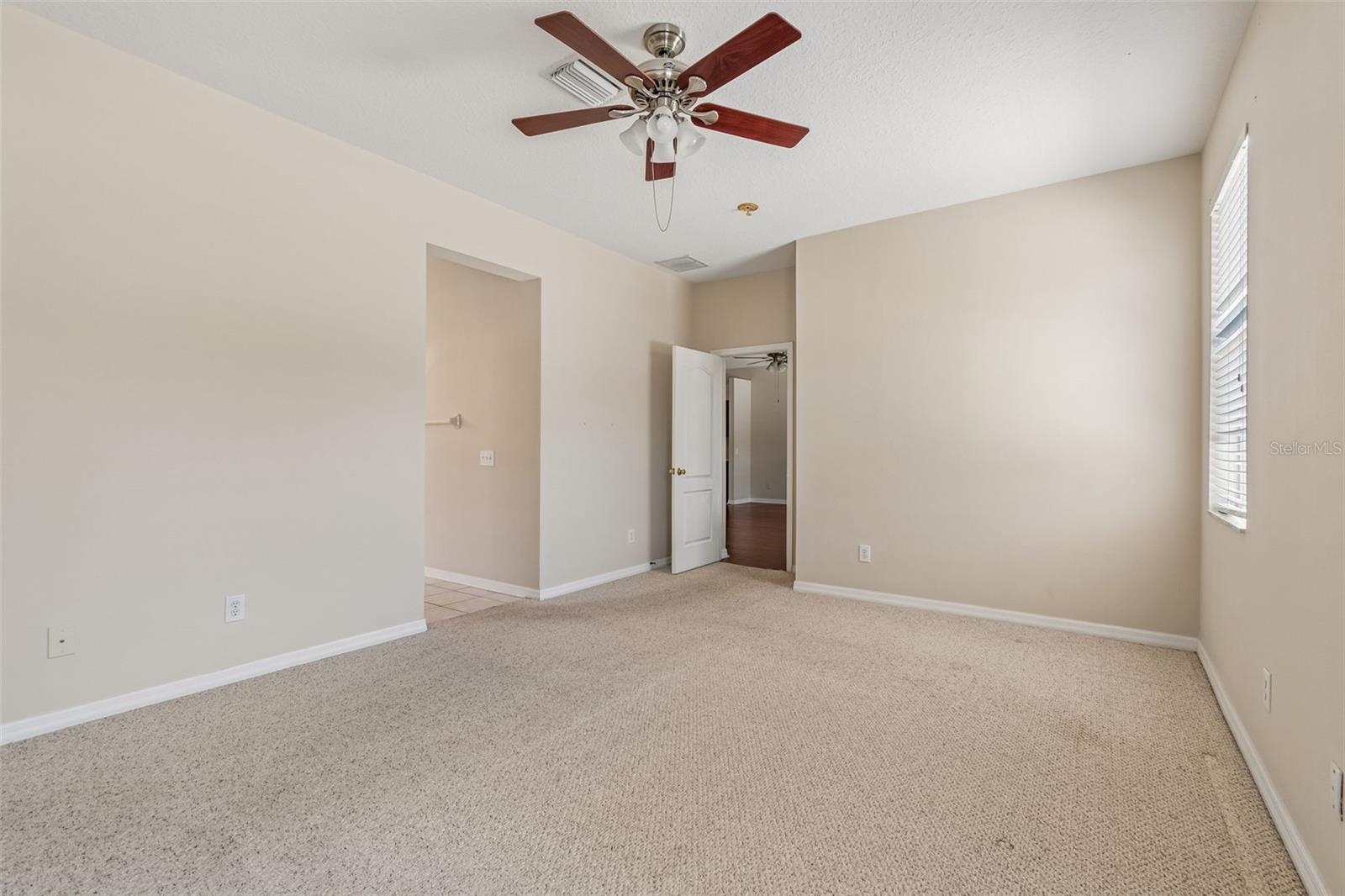 WHISPERING OAKS SECOND ADDITIO - Residential