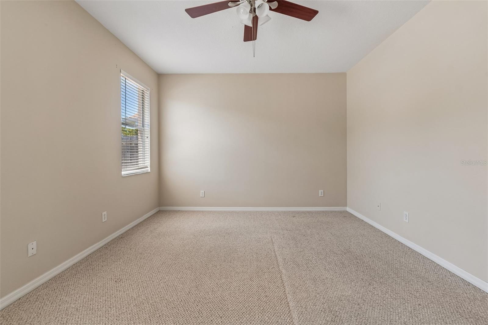 WHISPERING OAKS SECOND ADDITIO - Residential