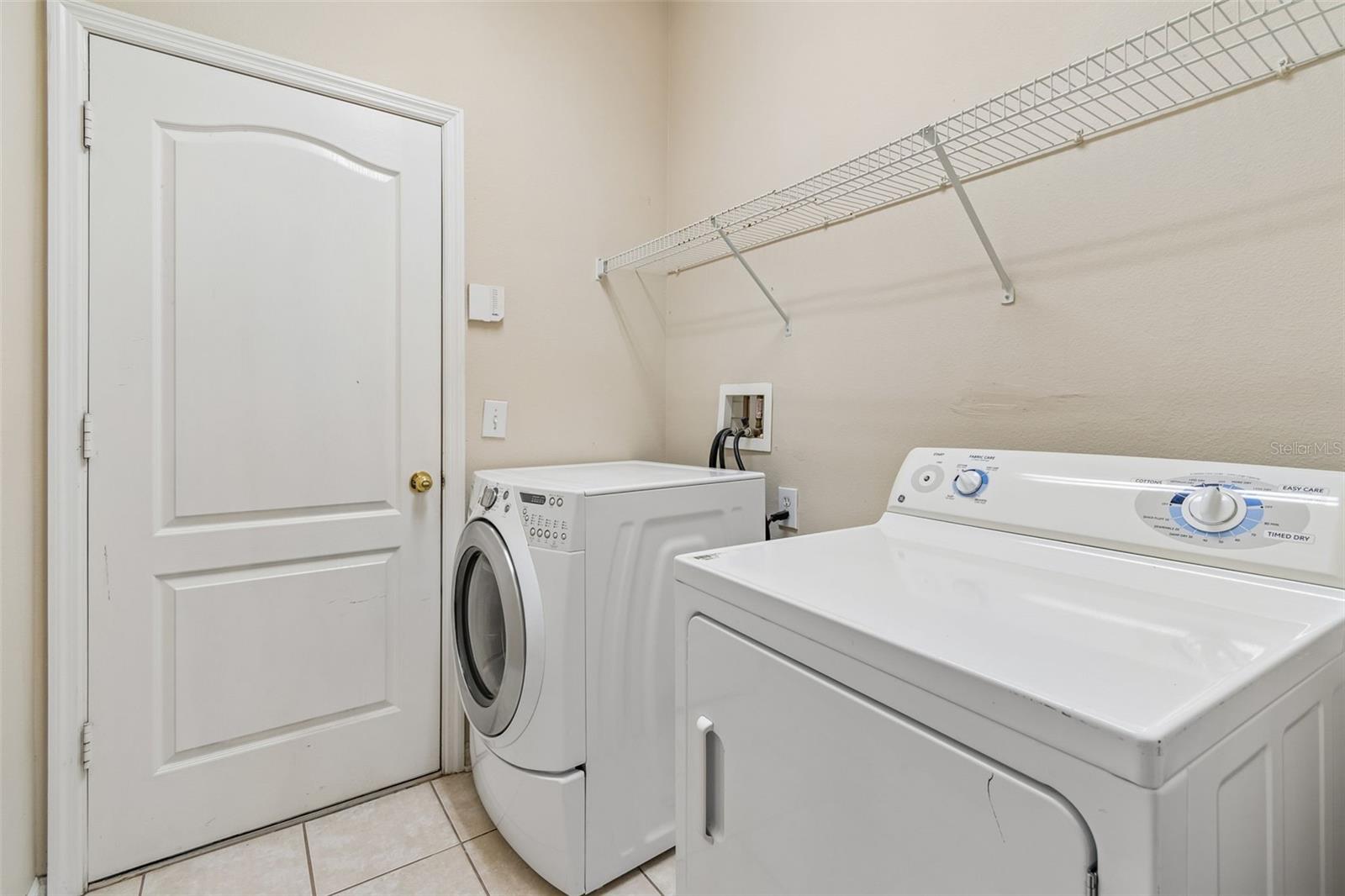 WHISPERING OAKS SECOND ADDITIO - Residential