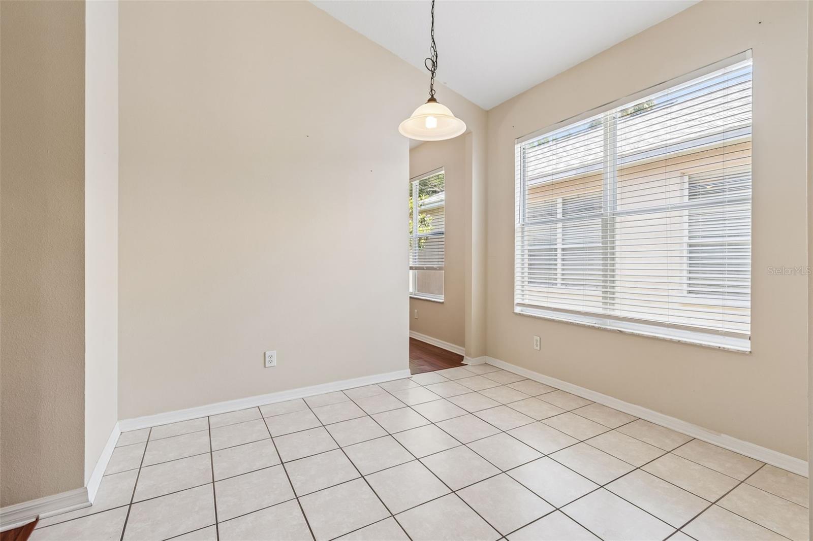 WHISPERING OAKS SECOND ADDITIO - Residential