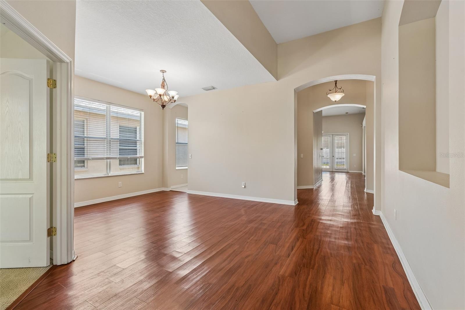 WHISPERING OAKS SECOND ADDITIO - Residential