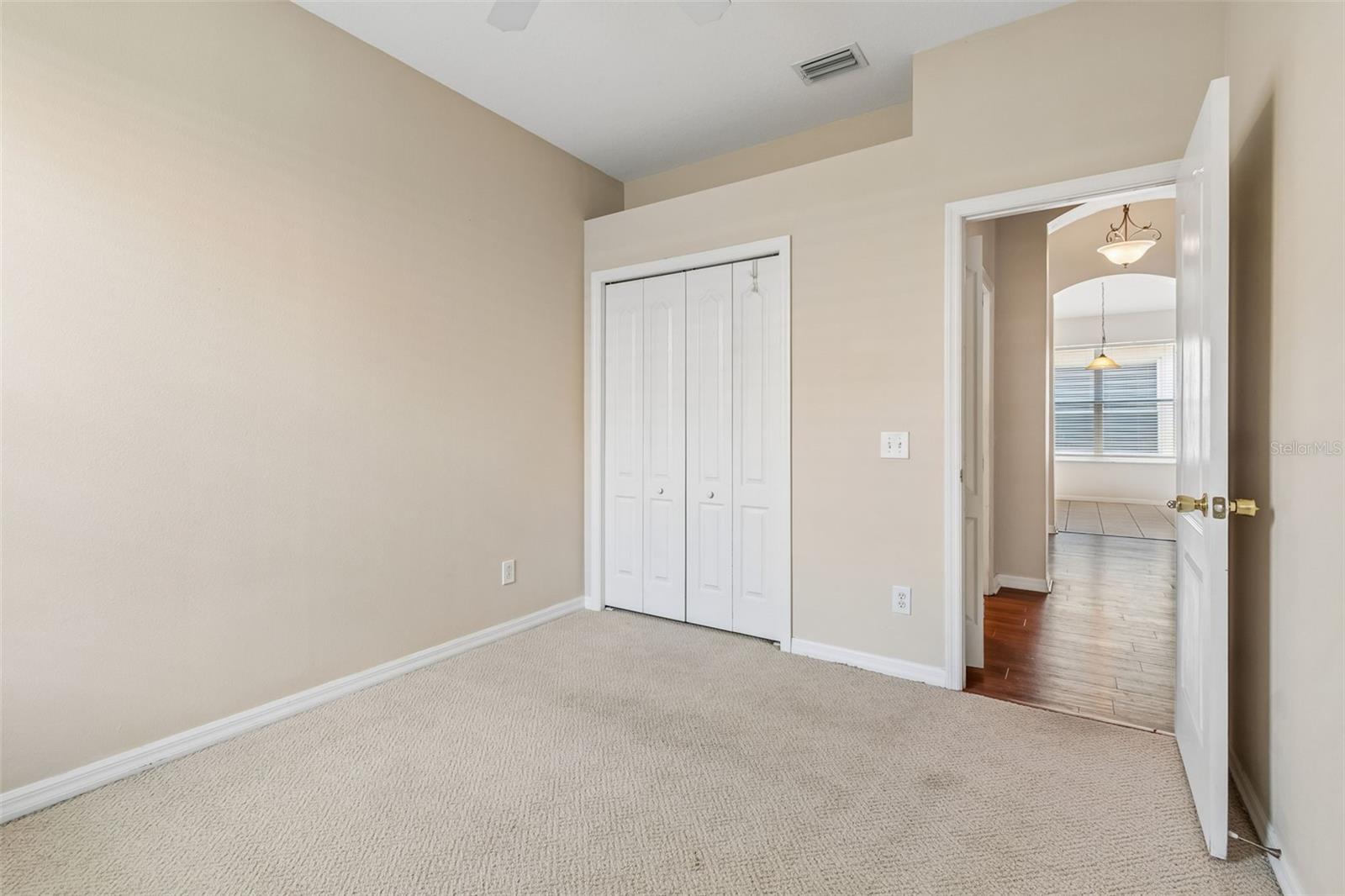 WHISPERING OAKS SECOND ADDITIO - Residential