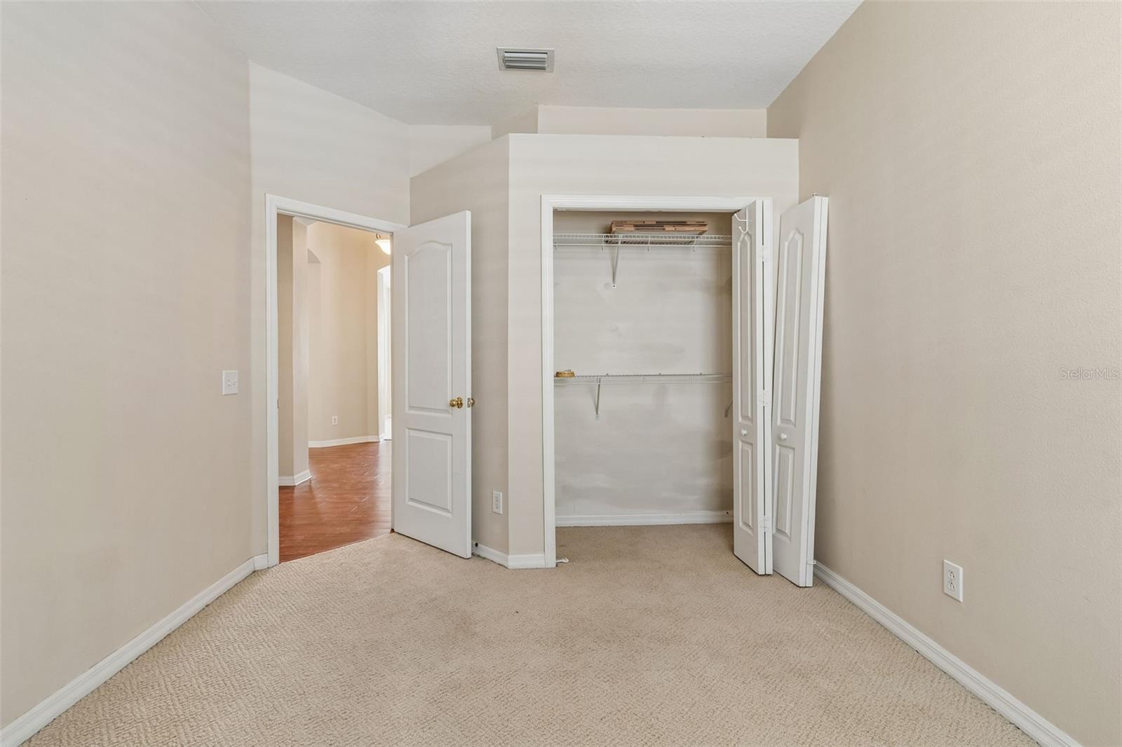 WHISPERING OAKS SECOND ADDITIO - Residential