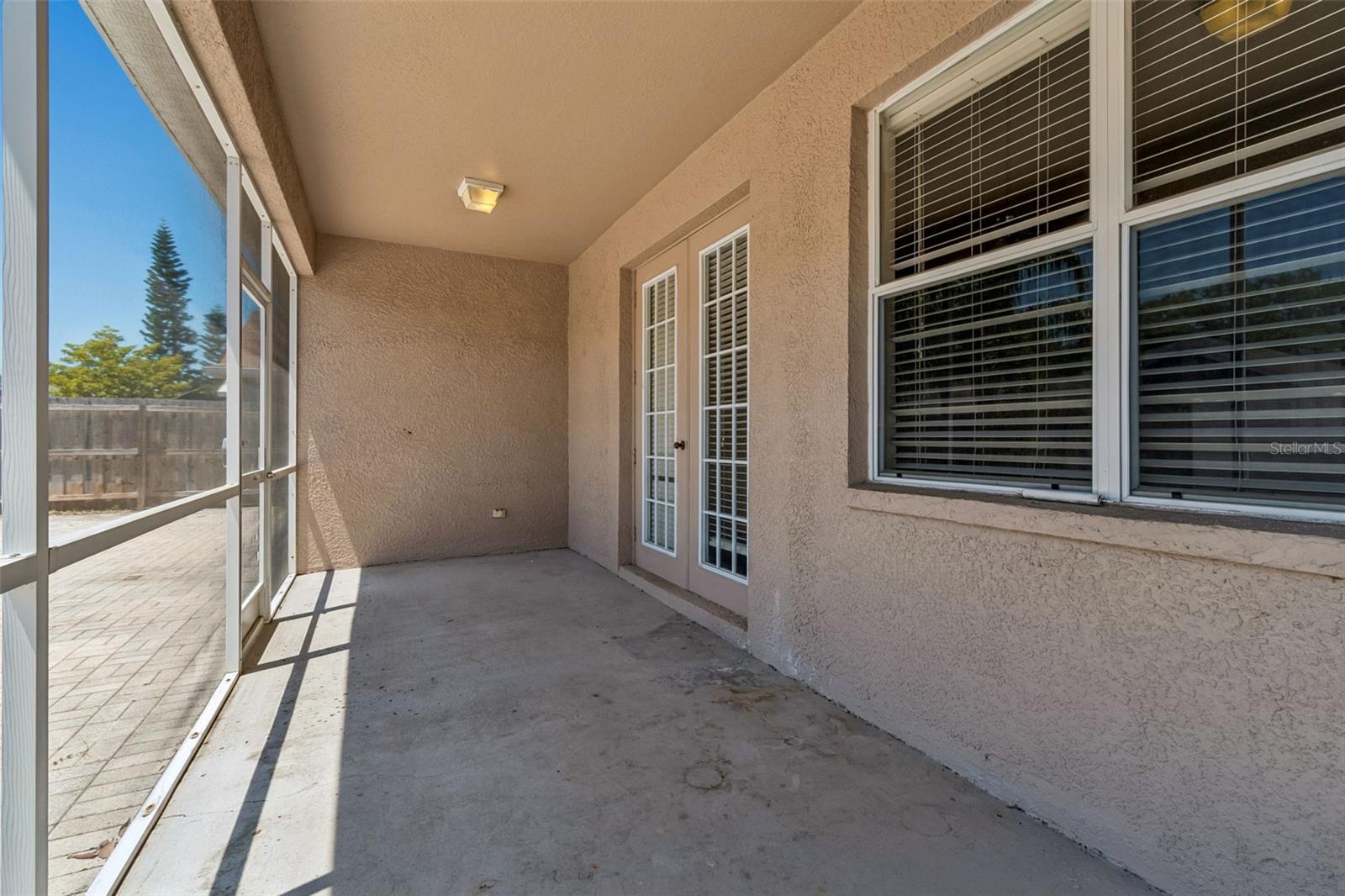 WHISPERING OAKS SECOND ADDITIO - Residential