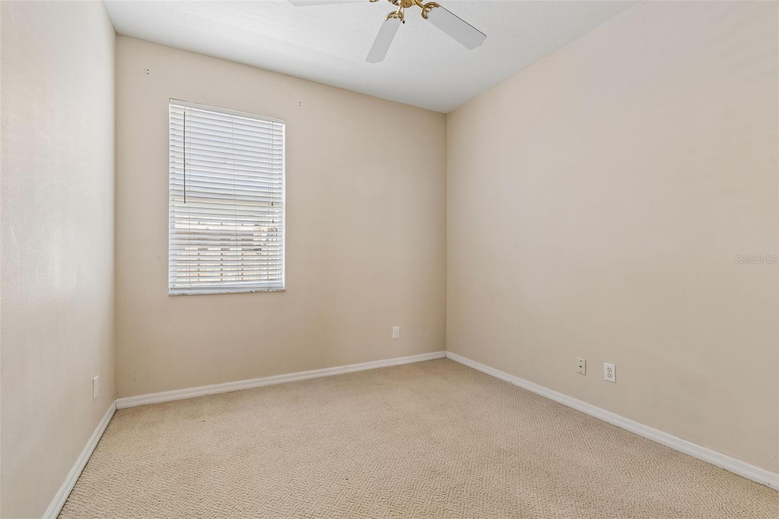 WHISPERING OAKS SECOND ADDITIO - Residential