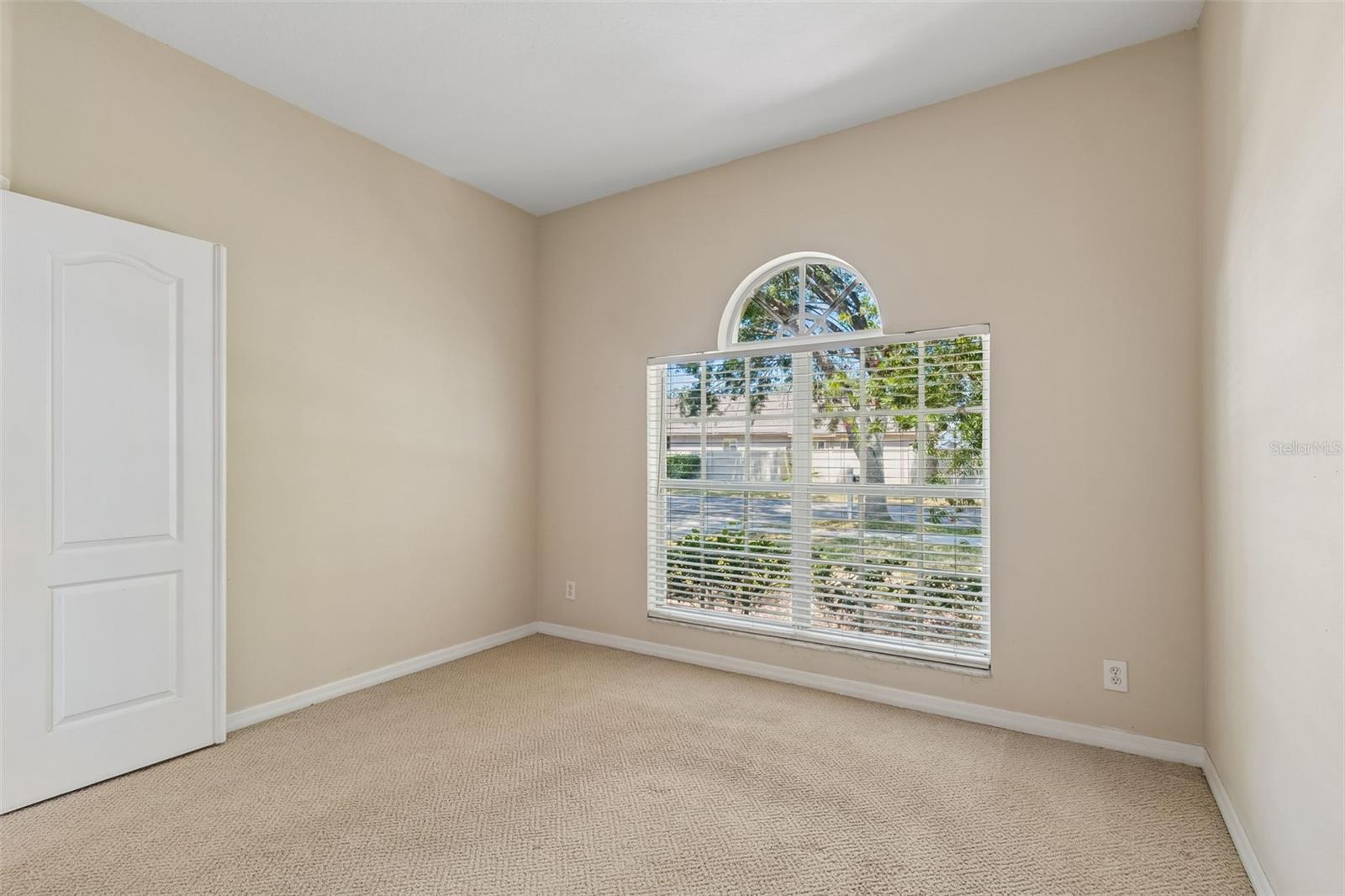 WHISPERING OAKS SECOND ADDITIO - Residential