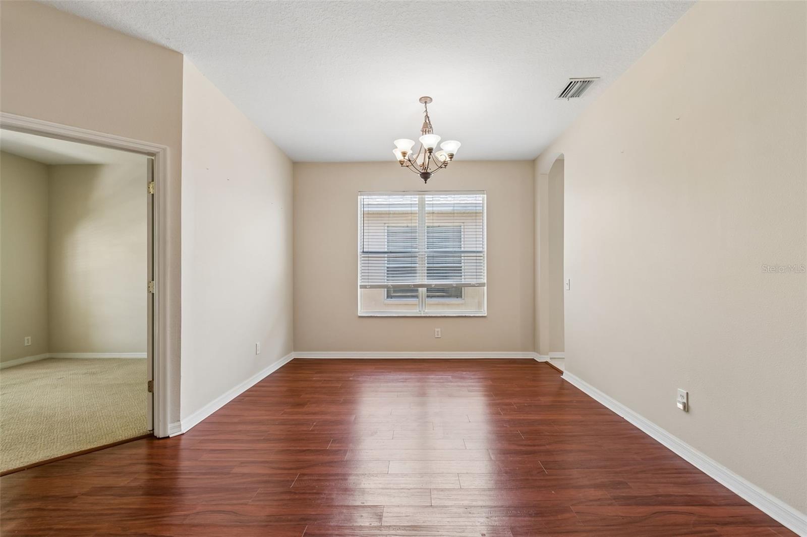 WHISPERING OAKS SECOND ADDITIO - Residential