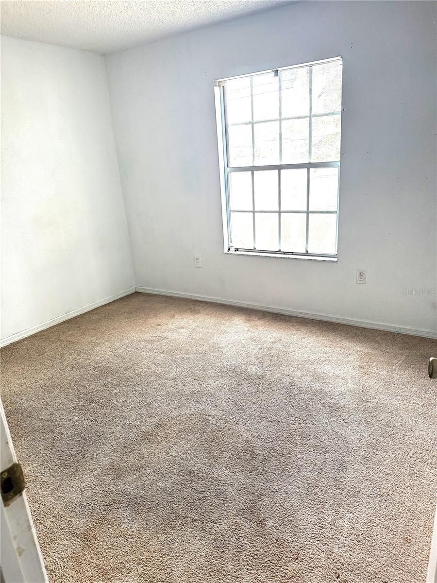 DELTONA LAKES UNIT 04 - Residential