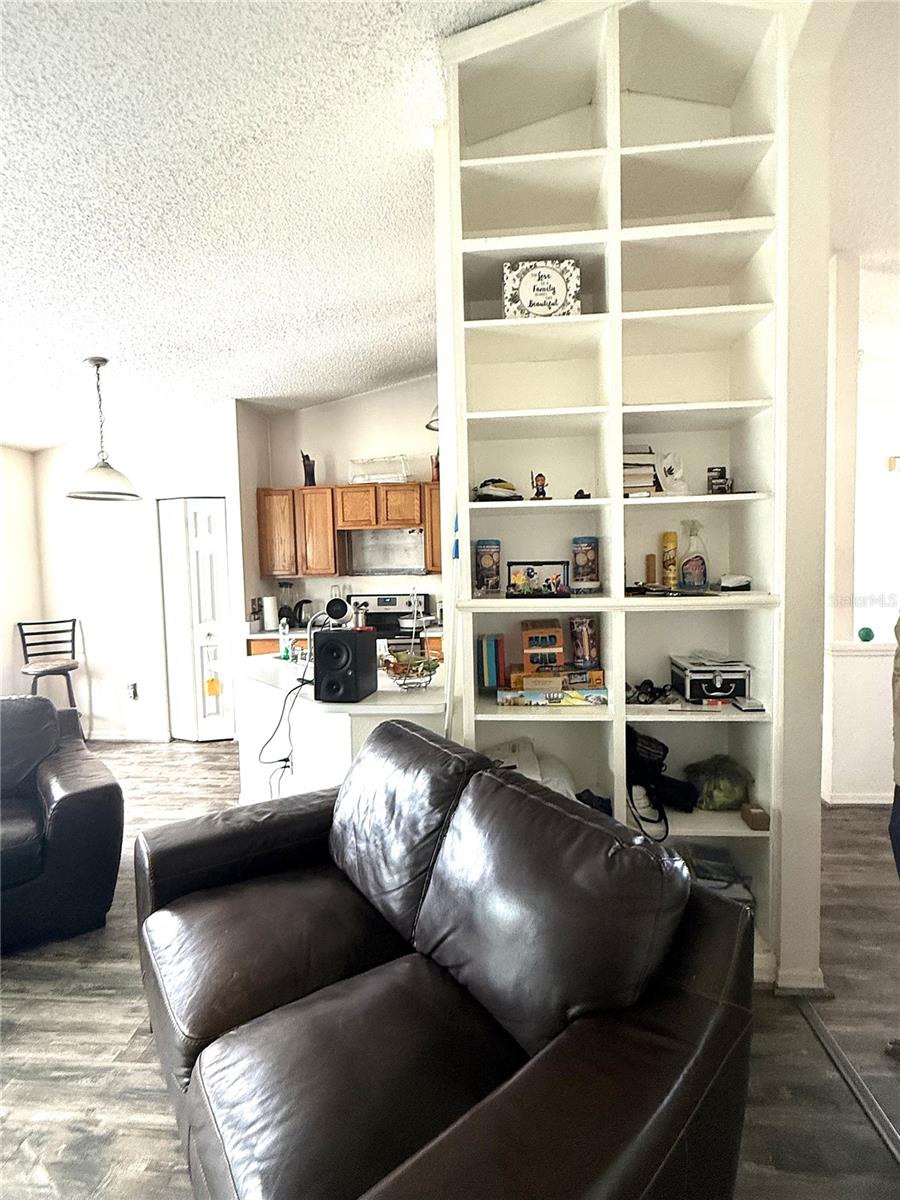 DELTONA LAKES UNIT 04 - Residential