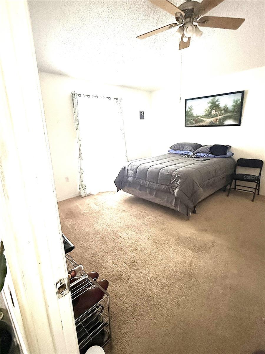 DELTONA LAKES UNIT 04 - Residential