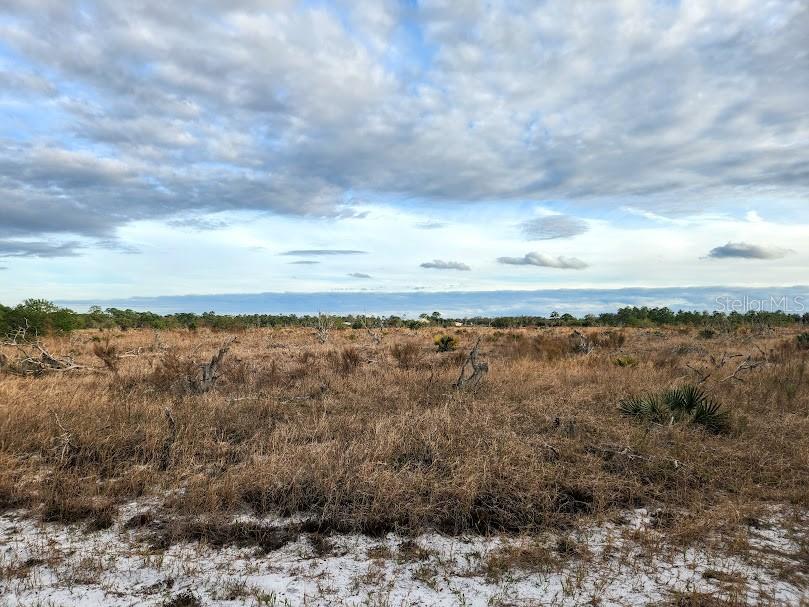 OAKRIDGE ESTATES - Land